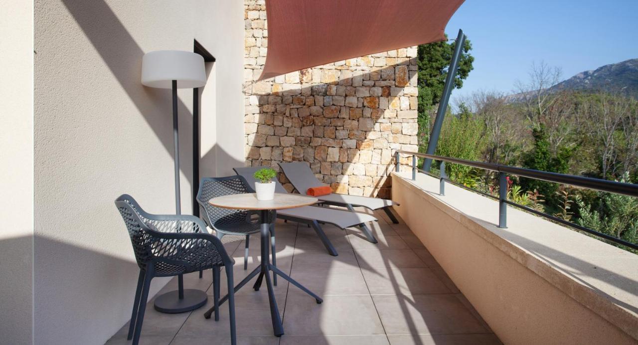 Hotel Sainte Victoire Vauvenargues Exteriör bild