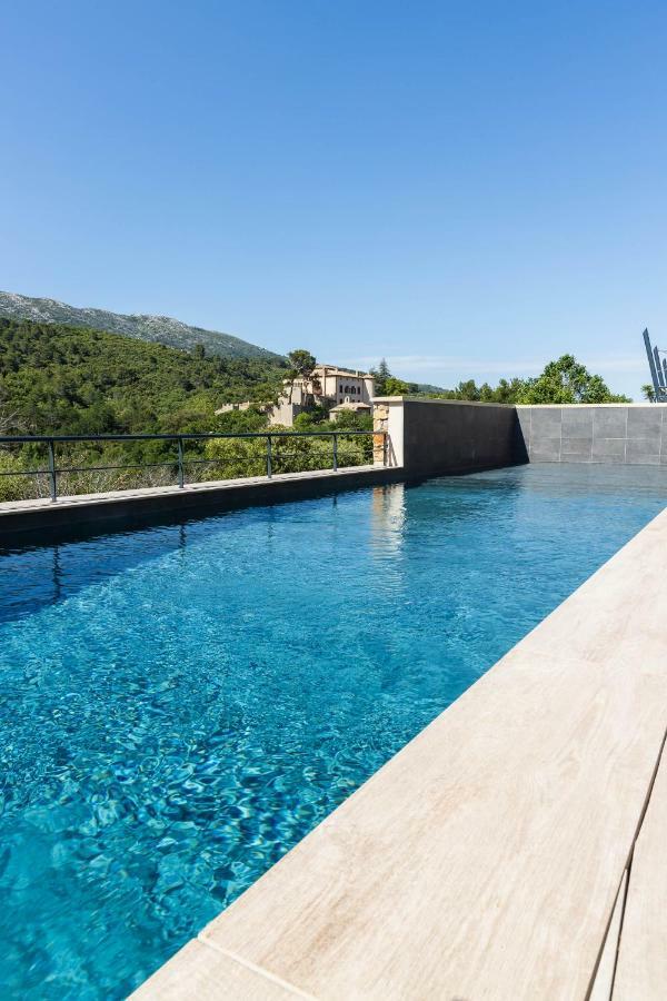Hotel Sainte Victoire Vauvenargues Exteriör bild